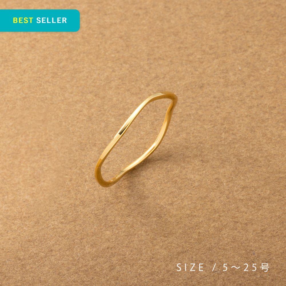 華奢ラインのステンレス製ウェーブデザインリング